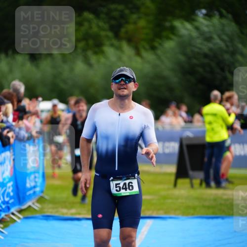 30.08.2026 - Elbe Triathlon Hamburg LAZAROV Photography http://msf.ph/oto/10058493 30.08.2026 11:28:49 Ziel 546, 763, 1115, 1191 meine-sportfotos.de