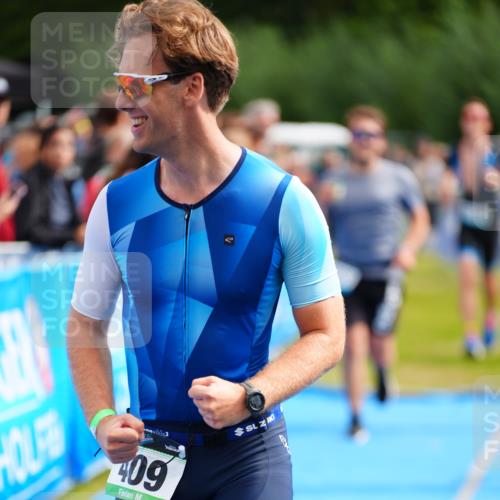 30.08.2026 - Elbe Triathlon Hamburg LAZAROV Photography http://msf.ph/oto/10058528 30.08.2026 11:29:01 Ziel 409, 967, 1033, 1151, 1229, 1322 meine-sportfotos.de
