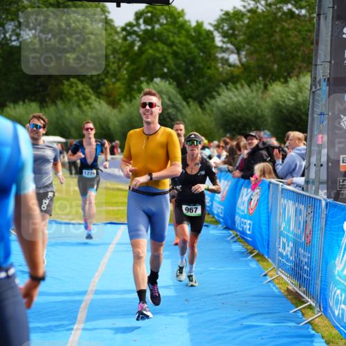 30.08.2026 - Elbe Triathlon Hamburg LAZAROV Photography http://msf.ph/oto/10058533 30.08.2026 11:29:03 Ziel 967, 1033, 1151, 1229, 1322 meine-sportfotos.de