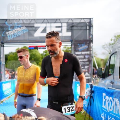 30.08.2026 - Elbe Triathlon Hamburg LAZAROV Photography http://msf.ph/oto/10058546 30.08.2026 11:29:07 Ziel 1229, 1322 meine-sportfotos.de