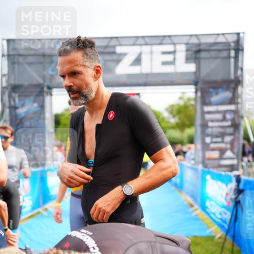 30.08.2026 - Elbe Triathlon Hamburg LAZAROV Photography http://msf.ph/oto/10058550 30.08.2026 11:29:08 Ziel 799, 1322 meine-sportfotos.de