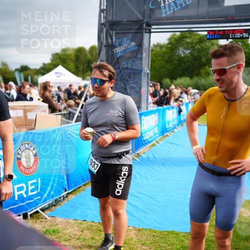30.08.2026 - Elbe Triathlon Hamburg LAZAROV Photography http://msf.ph/oto/10058551 30.08.2026 11:29:11 Ziel 799 meine-sportfotos.de