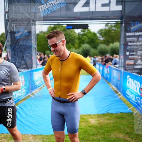 30.08.2026 - Elbe Triathlon Hamburg LAZAROV Photography http://msf.ph/oto/10058556 30.08.2026 11:29:13 Ziel 799, 1280 meine-sportfotos.de