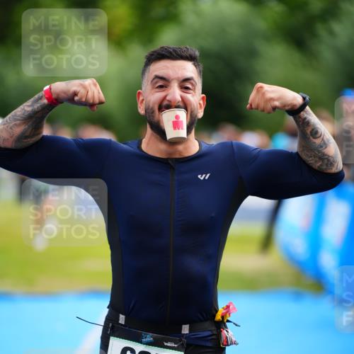 30.08.2026 - Elbe Triathlon Hamburg LAZAROV Photography http://msf.ph/oto/10058623 30.08.2026 11:29:48 Ziel 635, 880 meine-sportfotos.de
