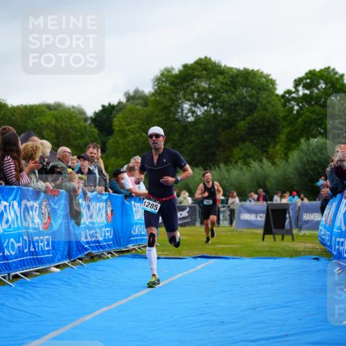 30.08.2026 - Elbe Triathlon Hamburg LAZAROV Photography http://msf.ph/oto/10058664 30.08.2026 11:30:15 Ziel 798, 1081, 1285 meine-sportfotos.de