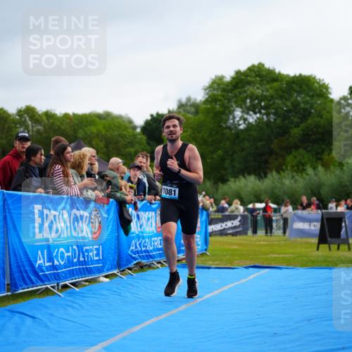 30.08.2026 - Elbe Triathlon Hamburg LAZAROV Photography http://msf.ph/oto/10058675 30.08.2026 11:30:18 Ziel 1081, 1285 meine-sportfotos.de