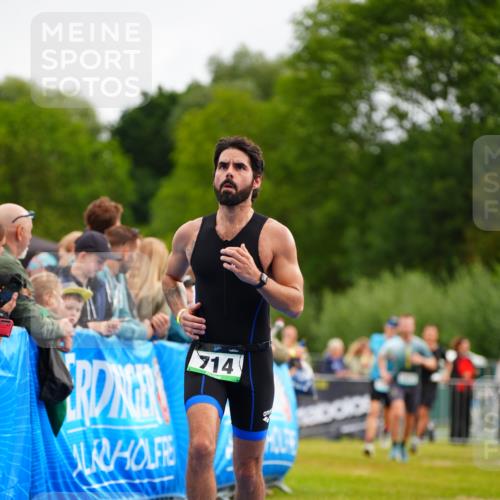 30.08.2026 - Elbe Triathlon Hamburg LAZAROV Photography http://msf.ph/oto/10058695 30.08.2026 11:30:38 Ziel 714, 827, 968, 1012, 1152 meine-sportfotos.de