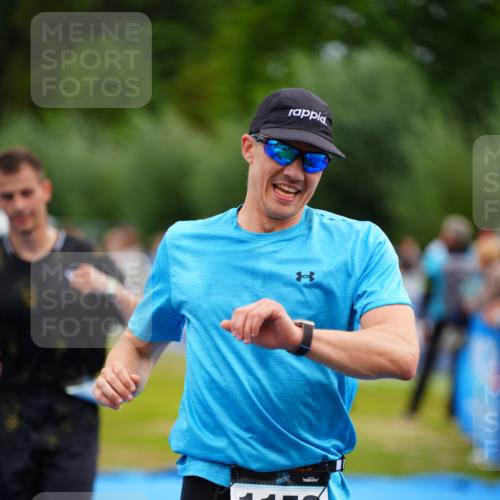 30.08.2026 - Elbe Triathlon Hamburg LAZAROV Photography http://msf.ph/oto/10058706 30.08.2026 11:30:47 Ziel 968, 1012, 1152 meine-sportfotos.de