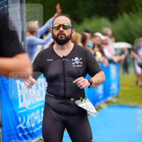 30.08.2026 - Elbe Triathlon Hamburg LAZAROV Photography http://msf.ph/oto/10058776 30.08.2026 11:32:03 Ziel 662, 1016, 1062 meine-sportfotos.de