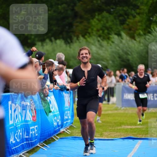 30.08.2026 - Elbe Triathlon Hamburg LAZAROV Photography http://msf.ph/oto/10058795 30.08.2026 11:32:12 Ziel 716, 729, 1026, 1062, 1170 meine-sportfotos.de