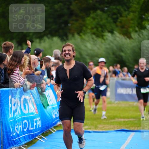 30.08.2026 - Elbe Triathlon Hamburg LAZAROV Photography http://msf.ph/oto/10058796 30.08.2026 11:32:13 Ziel 716, 729, 1026, 1062, 1170, 1369 meine-sportfotos.de
