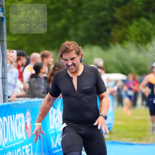 30.08.2026 - Elbe Triathlon Hamburg LAZAROV Photography http://msf.ph/oto/10058801 30.08.2026 11:32:14 Ziel 716, 729, 1026, 1170, 1369 meine-sportfotos.de