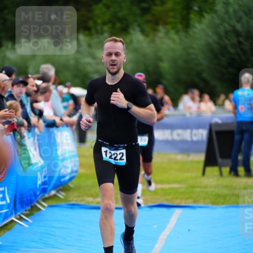 30.08.2026 - Elbe Triathlon Hamburg LAZAROV Photography http://msf.ph/oto/10058842 30.08.2026 11:32:31 Ziel 509, 690, 1086, 1189, 1222 meine-sportfotos.de
