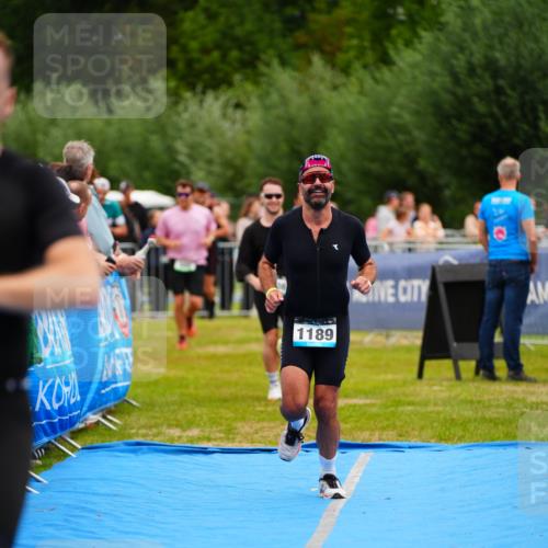 30.08.2026 - Elbe Triathlon Hamburg LAZAROV Photography http://msf.ph/oto/10058843 30.08.2026 11:32:32 Ziel 509, 690, 1086, 1189, 1222 meine-sportfotos.de