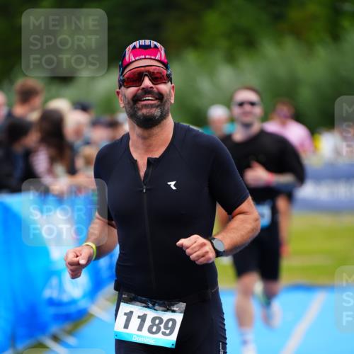 30.08.2026 - Elbe Triathlon Hamburg LAZAROV Photography http://msf.ph/oto/10058849 30.08.2026 11:32:35 Ziel 509, 690, 1051, 1086, 1189, 1222 meine-sportfotos.de