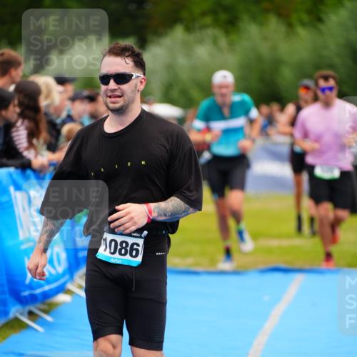 30.08.2026 - Elbe Triathlon Hamburg LAZAROV Photography http://msf.ph/oto/10058856 30.08.2026 11:32:37 Ziel 509, 690, 1051, 1086, 1189 meine-sportfotos.de