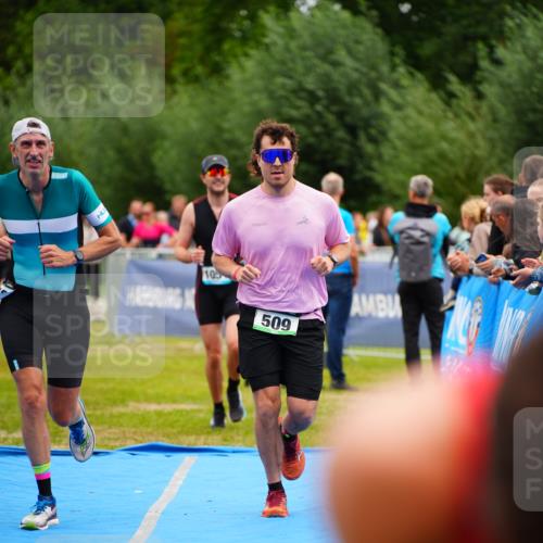 30.08.2026 - Elbe Triathlon Hamburg LAZAROV Photography http://msf.ph/oto/10058862 30.08.2026 11:32:38 Ziel 509, 604, 690, 1051, 1086 meine-sportfotos.de