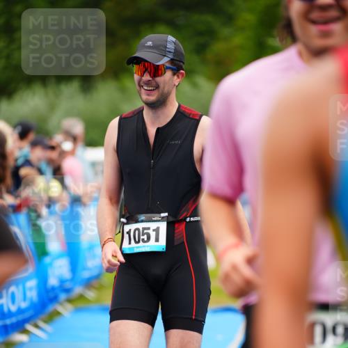 30.08.2026 - Elbe Triathlon Hamburg LAZAROV Photography http://msf.ph/oto/10058880 30.08.2026 11:32:42 Ziel 509, 604, 690, 1051 meine-sportfotos.de