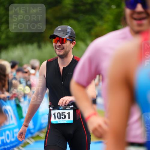 30.08.2026 - Elbe Triathlon Hamburg LAZAROV Photography http://msf.ph/oto/10058881 30.08.2026 11:32:42 Ziel 509, 604, 690, 1051 meine-sportfotos.de