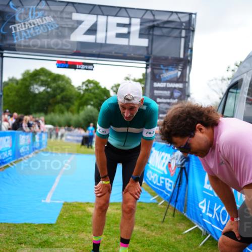30.08.2026 - Elbe Triathlon Hamburg LAZAROV Photography http://msf.ph/oto/10058891 30.08.2026 11:32:50 Ziel 604 meine-sportfotos.de