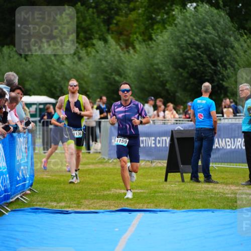 30.08.2026 - Elbe Triathlon Hamburg LAZAROV Photography http://msf.ph/oto/10058906 30.08.2026 11:33:15 Ziel 1136, 1159 meine-sportfotos.de