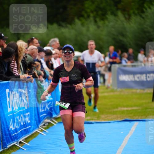 30.08.2026 - Elbe Triathlon Hamburg LAZAROV Photography http://msf.ph/oto/10058926 30.08.2026 11:33:25 Ziel 937, 1254 meine-sportfotos.de