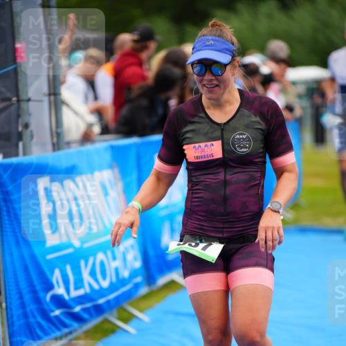 30.08.2026 - Elbe Triathlon Hamburg LAZAROV Photography http://msf.ph/oto/10058936 30.08.2026 11:33:26 Ziel 937, 1254 meine-sportfotos.de