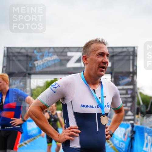 30.08.2026 - Elbe Triathlon Hamburg LAZAROV Photography http://msf.ph/oto/10058962 30.08.2026 11:33:47 Ziel 870 meine-sportfotos.de