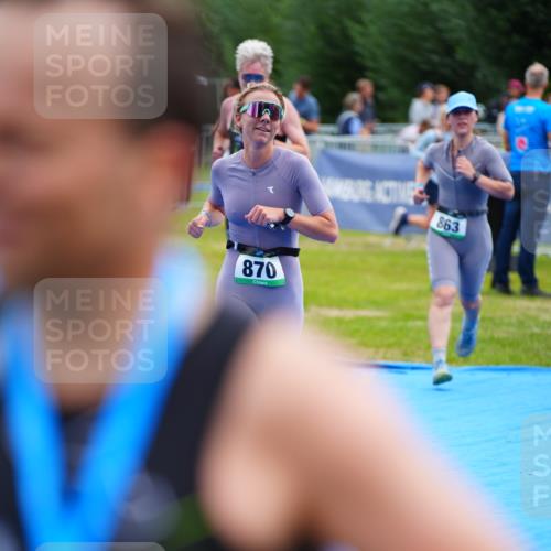 30.08.2026 - Elbe Triathlon Hamburg LAZAROV Photography http://msf.ph/oto/10058993 30.08.2026 11:33:55 Ziel 680, 863, 870, 1452 meine-sportfotos.de