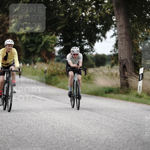 30.08.2026 - Elbe Triathlon Hamburg Michael Burmester http://msf.ph/oto/10059016 30.08.2026 11:27:42 Radfahren 1366, 1457, 1481, 1518, 1652, 1657, 1692 meine-sportfotos.de