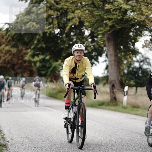 30.08.2026 - Elbe Triathlon Hamburg Michael Burmester http://msf.ph/oto/10059025 30.08.2026 11:27:44 Radfahren 1366, 1457, 1458, 1518, 1652, 1657, 1661, 1692, 1704 meine-sportfotos.de