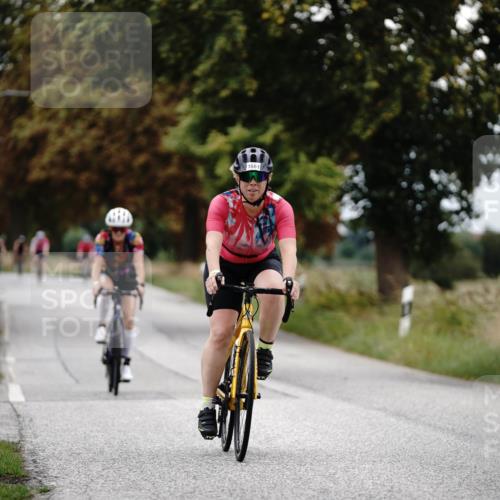 30.08.2026 - Elbe Triathlon Hamburg Michael Burmester http://msf.ph/oto/10059053 30.08.2026 11:27:51 Radfahren 1366, 1458, 1661, 1704, 1711 meine-sportfotos.de