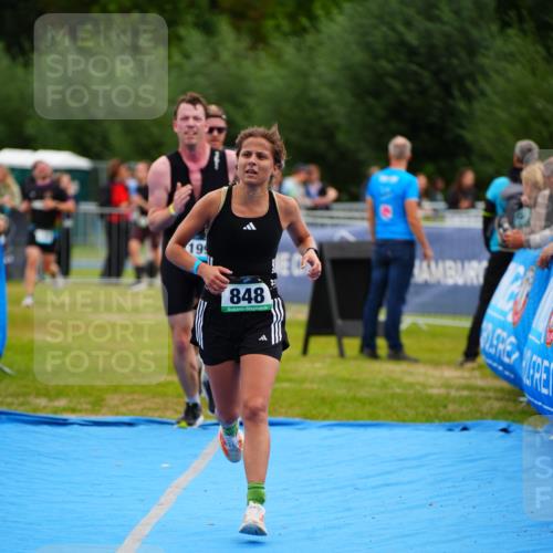 30.08.2026 - Elbe Triathlon Hamburg LAZAROV Photography http://msf.ph/oto/10059059 30.08.2026 11:34:18 Ziel 848, 1149, 1153, 1199 meine-sportfotos.de