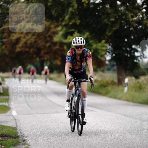 30.08.2026 - Elbe Triathlon Hamburg Michael Burmester http://msf.ph/oto/10059060 30.08.2026 11:27:52 Radfahren 1458, 1466, 1661, 1704, 1711 meine-sportfotos.de