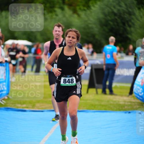 30.08.2026 - Elbe Triathlon Hamburg LAZAROV Photography http://msf.ph/oto/10059066 30.08.2026 11:34:18 Ziel 848, 1149, 1153, 1199 meine-sportfotos.de