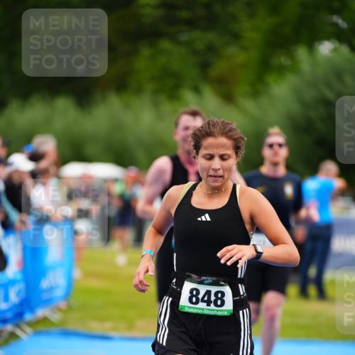 30.08.2026 - Elbe Triathlon Hamburg LAZAROV Photography http://msf.ph/oto/10059073 30.08.2026 11:34:19 Ziel 848, 1149, 1153, 1199 meine-sportfotos.de