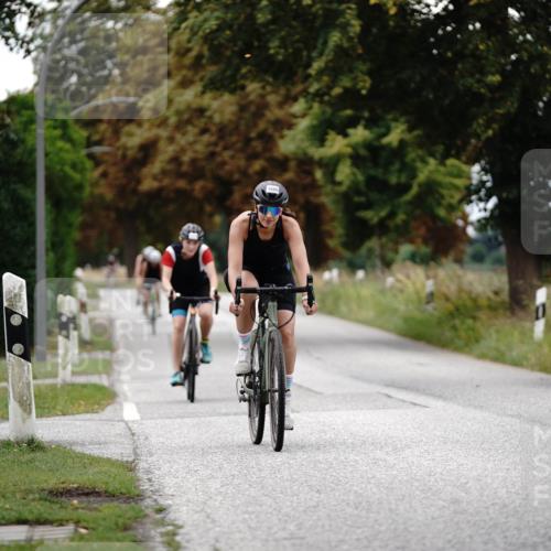 30.08.2026 - Elbe Triathlon Hamburg Michael Burmester http://msf.ph/oto/10059076 30.08.2026 11:28:04 Radfahren 1489, 1606, 1614, 1616 meine-sportfotos.de