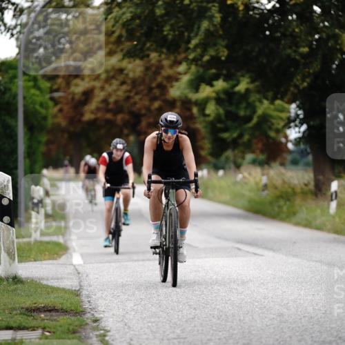 30.08.2026 - Elbe Triathlon Hamburg Michael Burmester http://msf.ph/oto/10059077 30.08.2026 11:28:04 Radfahren 1489, 1606, 1614, 1616 meine-sportfotos.de