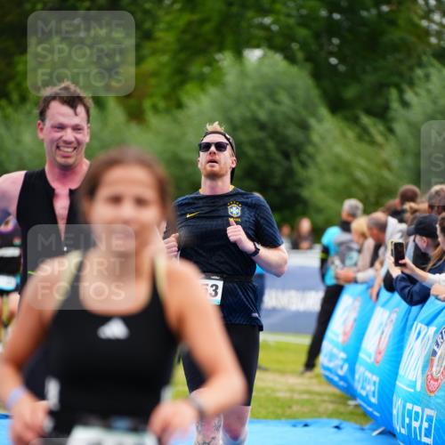 30.08.2026 - Elbe Triathlon Hamburg LAZAROV Photography http://msf.ph/oto/10059083 30.08.2026 11:34:21 Ziel 570, 848, 1149, 1153, 1199 meine-sportfotos.de