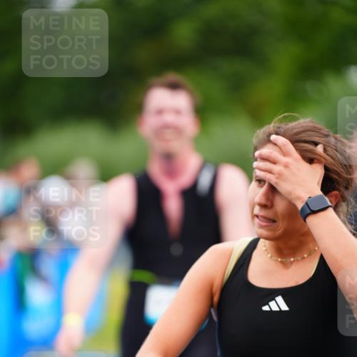 30.08.2026 - Elbe Triathlon Hamburg LAZAROV Photography http://msf.ph/oto/10059094 30.08.2026 11:34:22 Ziel 570, 848, 1149, 1153, 1199 meine-sportfotos.de