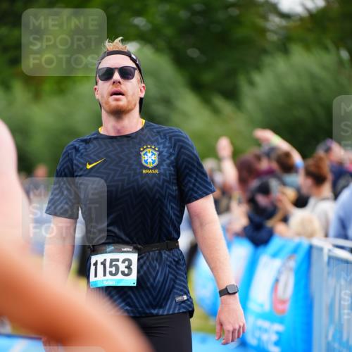 30.08.2026 - Elbe Triathlon Hamburg LAZAROV Photography http://msf.ph/oto/10059108 30.08.2026 11:34:24 Ziel 570, 1149, 1153, 1199 meine-sportfotos.de