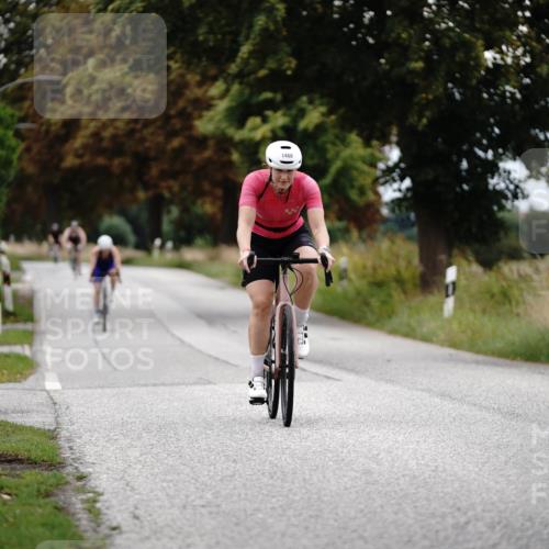 30.08.2026 - Elbe Triathlon Hamburg Michael Burmester http://msf.ph/oto/10059139 30.08.2026 11:28:46 Radfahren 1488, 1496, 1526 meine-sportfotos.de