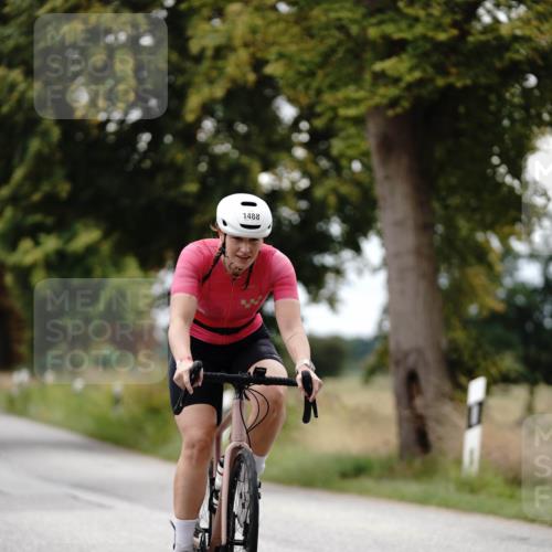 30.08.2026 - Elbe Triathlon Hamburg Michael Burmester http://msf.ph/oto/10059144 30.08.2026 11:28:46 Radfahren 1488, 1496, 1526 meine-sportfotos.de