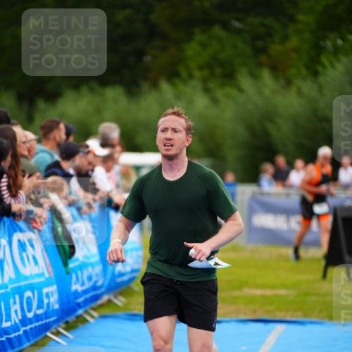 30.08.2026 - Elbe Triathlon Hamburg LAZAROV Photography http://msf.ph/oto/10059145 30.08.2026 11:34:40 Ziel 1034, 1090, 1141 meine-sportfotos.de