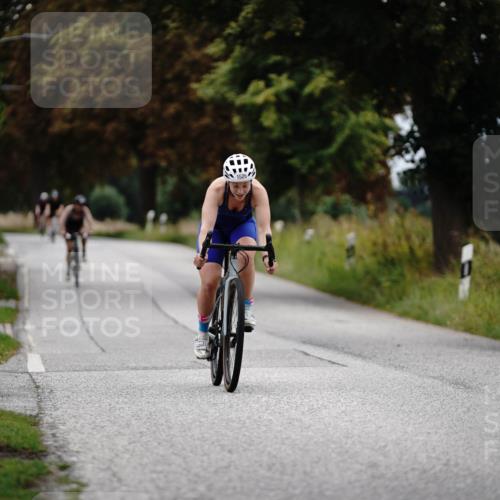 30.08.2026 - Elbe Triathlon Hamburg Michael Burmester http://msf.ph/oto/10059149 30.08.2026 11:28:48 Radfahren 1488, 1496, 1526 meine-sportfotos.de