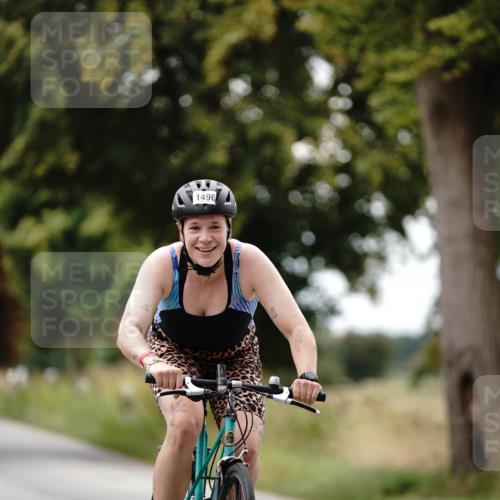 30.08.2026 - Elbe Triathlon Hamburg Michael Burmester http://msf.ph/oto/10059162 30.08.2026 11:28:54 Radfahren 1496, 1636, 1646 meine-sportfotos.de