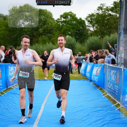 30.08.2026 - Elbe Triathlon Hamburg LAZAROV Photography http://msf.ph/oto/10059163 30.08.2026 11:34:49 Ziel 1034, 1090, 1129, 1157 meine-sportfotos.de