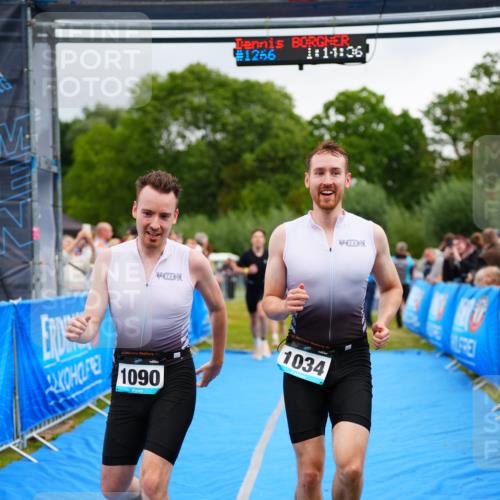 30.08.2026 - Elbe Triathlon Hamburg LAZAROV Photography http://msf.ph/oto/10059171 30.08.2026 11:34:50 Ziel 1034, 1090, 1129, 1157 meine-sportfotos.de