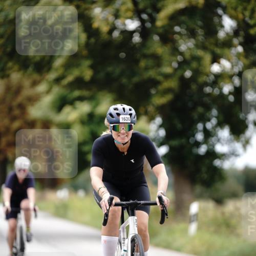 30.08.2026 - Elbe Triathlon Hamburg Michael Burmester http://msf.ph/oto/10059172 30.08.2026 11:28:59 Radfahren 1479, 1636, 1646 meine-sportfotos.de
