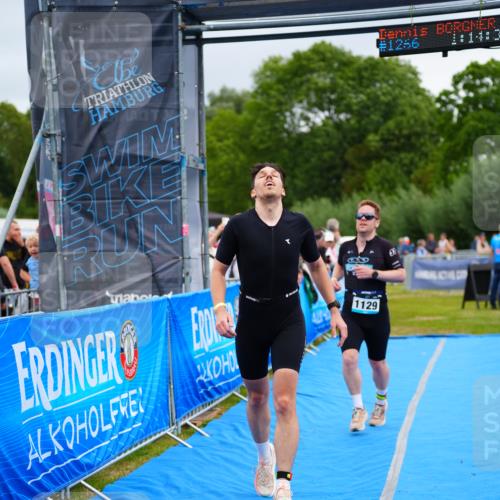 30.08.2026 - Elbe Triathlon Hamburg LAZAROV Photography http://msf.ph/oto/10059173 30.08.2026 11:34:53 Ziel 578, 903, 1129, 1157, 1441 meine-sportfotos.de